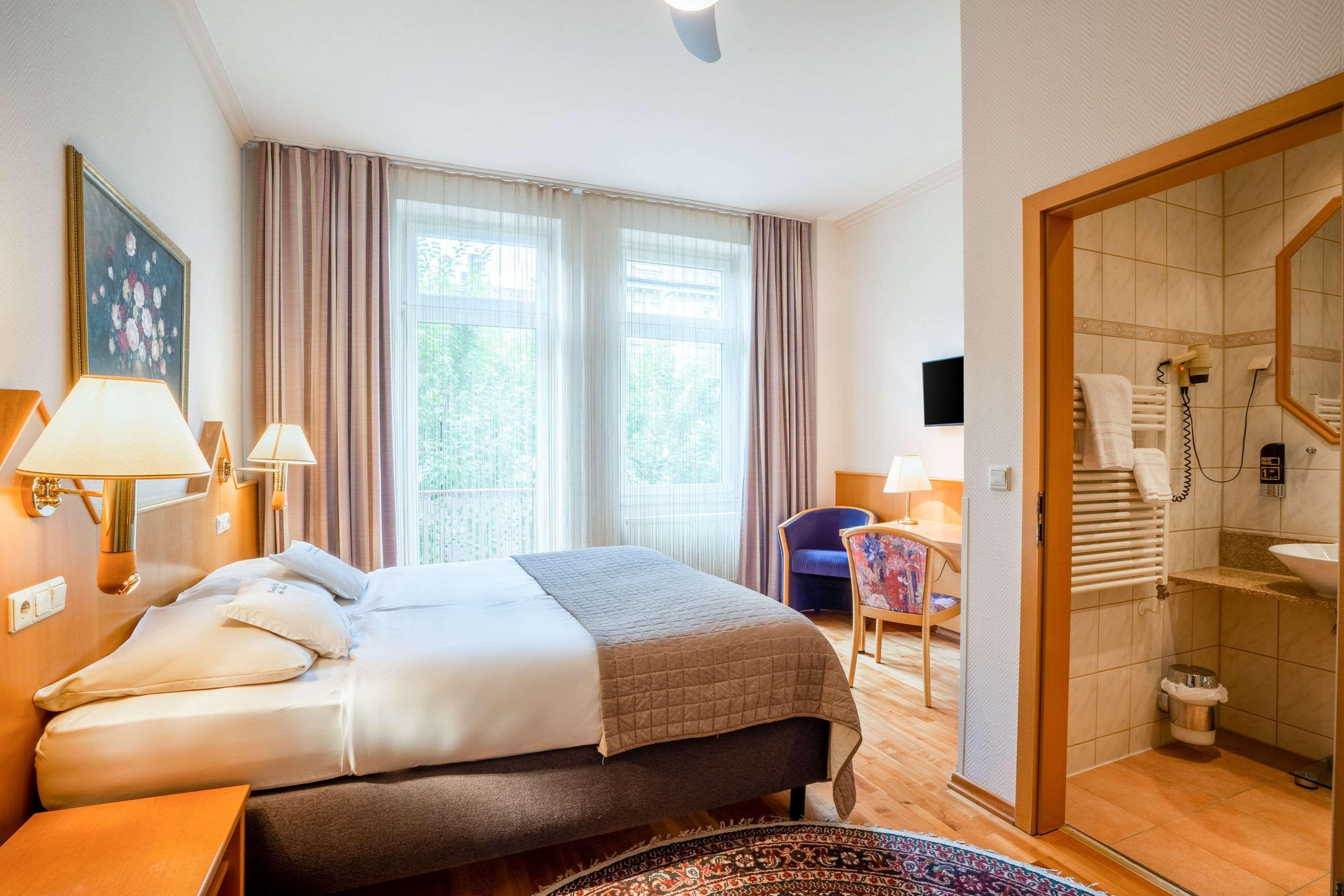 Komfort Hotel Am Kurpark Bad Homburg vor der Hoehe Exterior photo