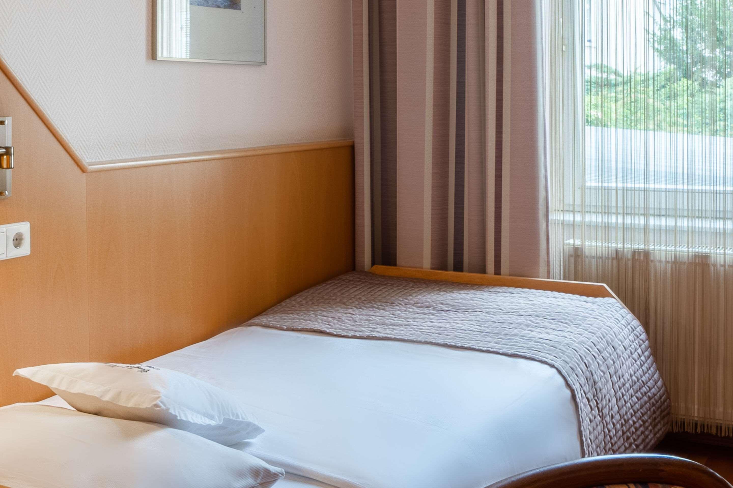 Komfort Hotel Am Kurpark Bad Homburg vor der Hoehe Exterior photo