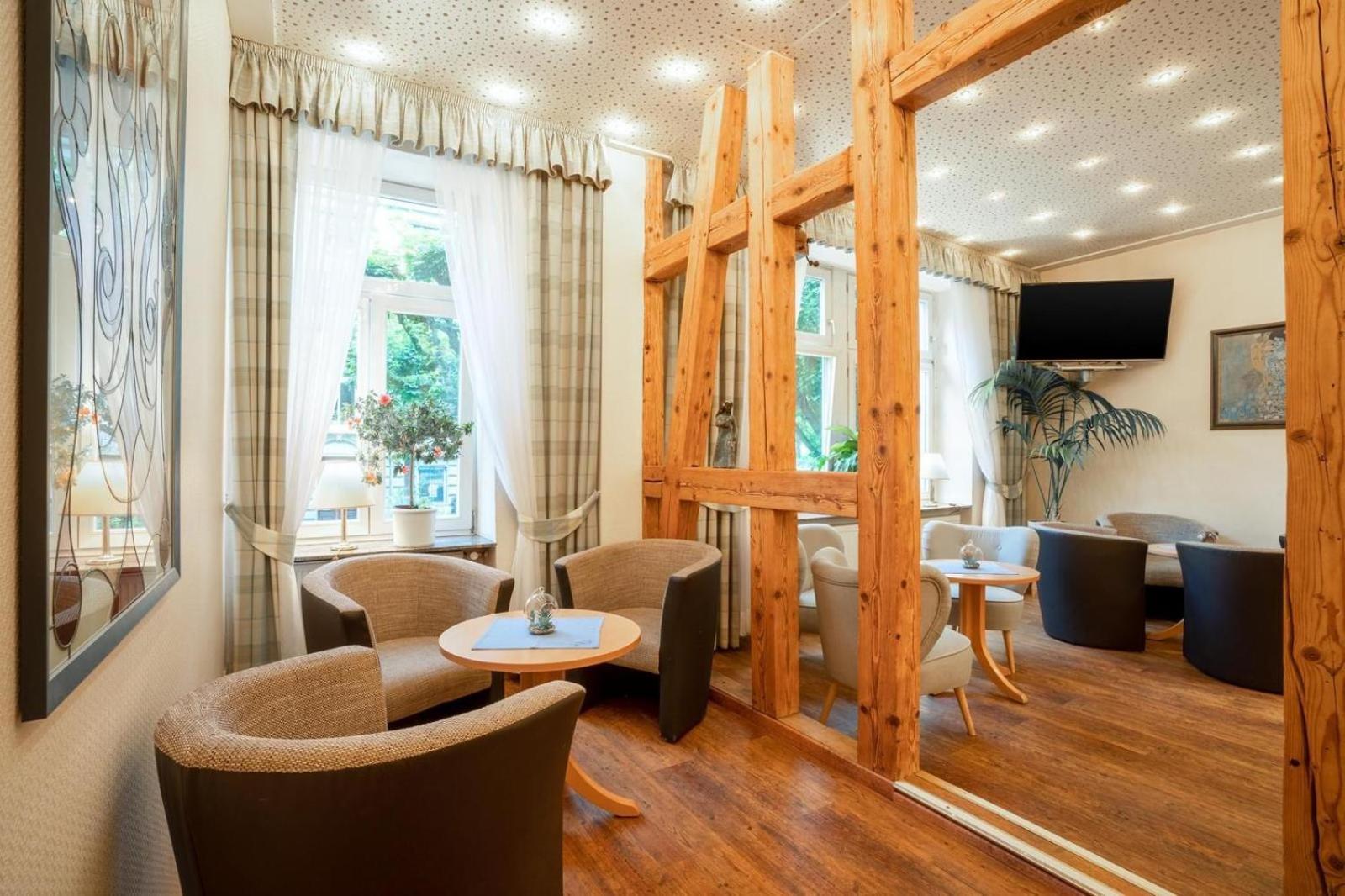 Komfort Hotel Am Kurpark Bad Homburg vor der Hoehe Exterior photo